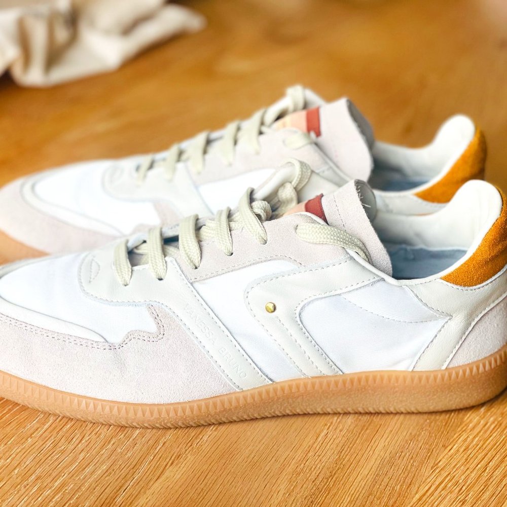 Vanessa Bruno Farrah low top leather sneakers